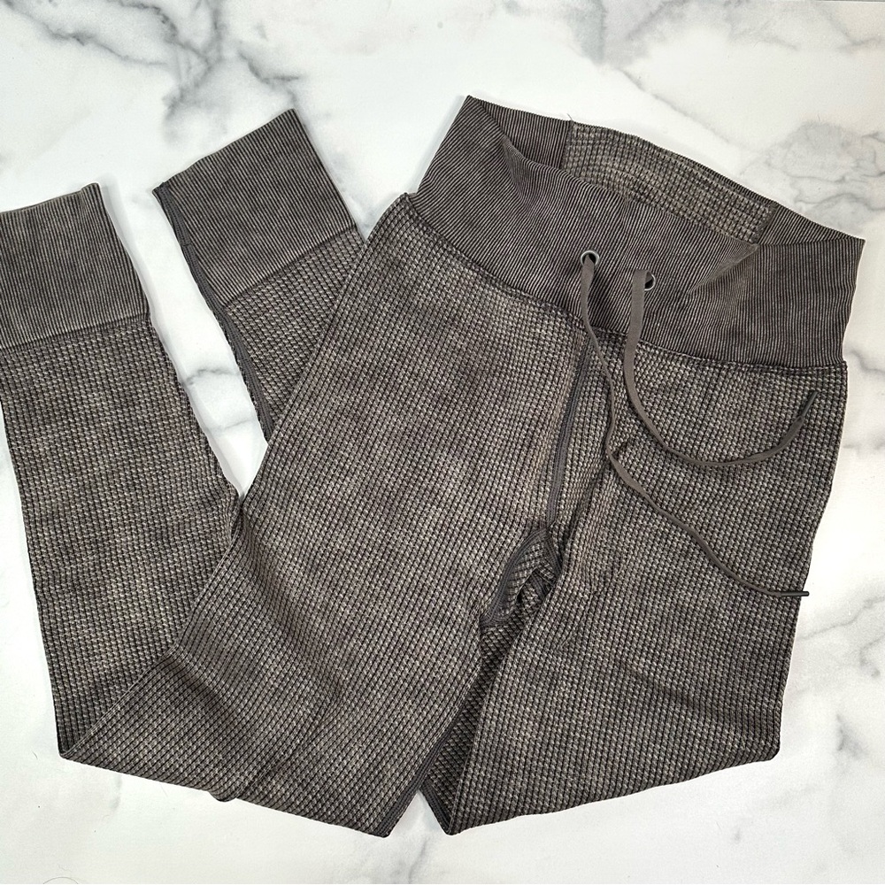 NWOT Victoria Secret Pink thermal waffle knit leggings